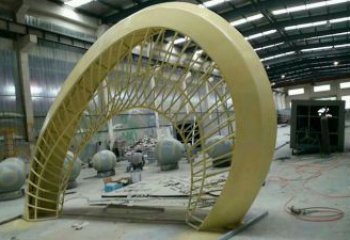 大型不銹鋼拱門雕塑，鏤空烤漆工藝制作