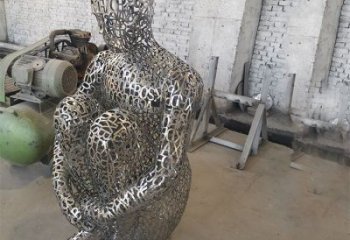 鏤空人物雕塑選定，美陳雕塑，現代鐵藝字母人物雕塑優選