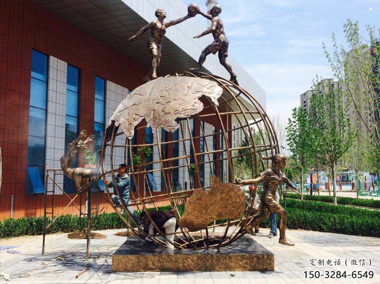 達孜地球儀雕塑選定，拉絲工藝，地球儀人物雕塑預定