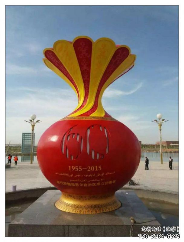 嘉興花瓶雕塑工廠選用，街道標(biāo)識，玻璃鋼花瓶雕塑批發(fā)