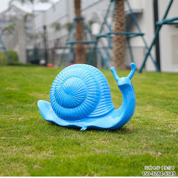 北碚彩繪蝸牛雕塑廠家，園林動物小品，玻璃鋼蝸牛雕塑生產(chǎn)